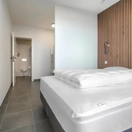 Schöne 1-zimmer-wohnung In *