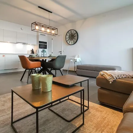 Schöne 1-zimmer-wohnung In *