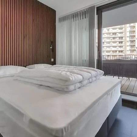 1 Bedroom In Апартаменты